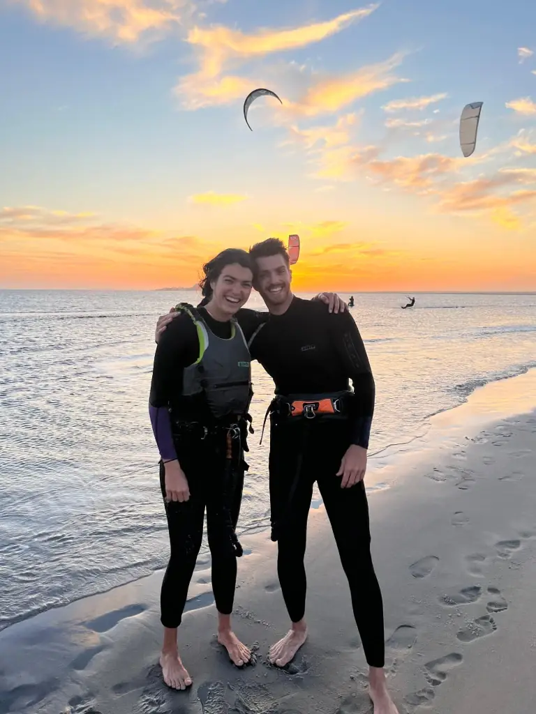 8 Days / 7 Nights Apartment + 12H Kitesurf